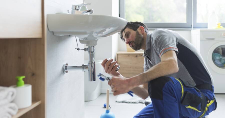 What Makes Plumbing a Promising Career Choice?